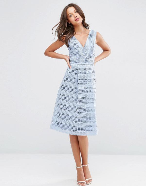 Những trang phục mà các nàng nên tránh khi dự tiệc cưới