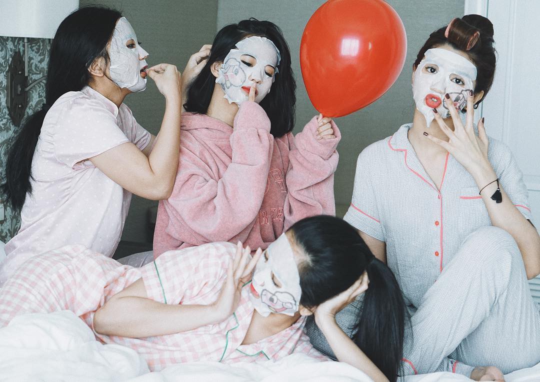 Son 3CE, mặt nạ giấy - xu hướng làm đẹp của giới trẻ Việt Nam