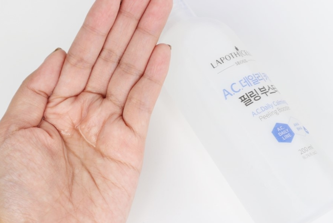 Tẩy da chết hóa học đang là xu hướng làm đẹp thời gian gần đây