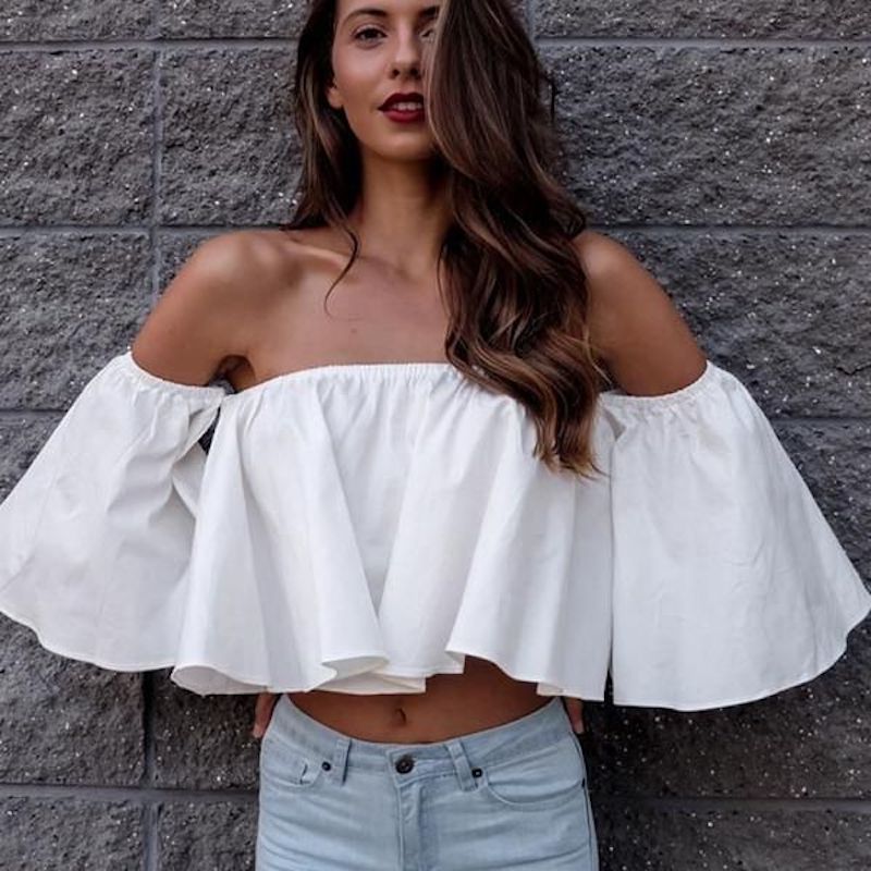 Cách phối áo Crop Top cá tính để mặc trong mùa hè này