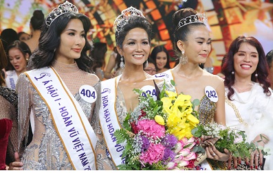 Tân hoa hậu Hoàn Vũ Việt Nam và sự lột xác ngoạn mục từ người mẫu tự do ít người biết đến